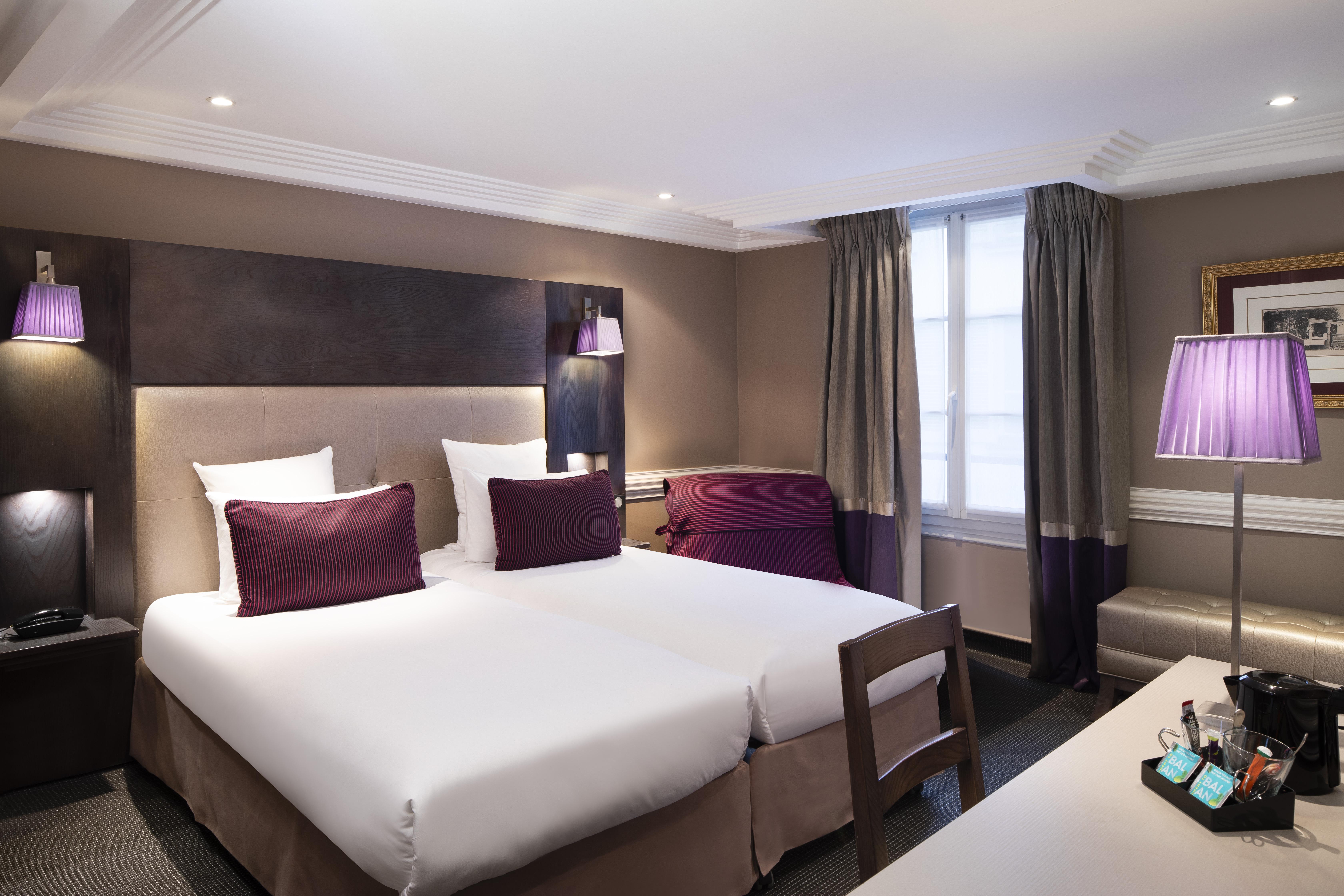 Elysees Hotel Paris Exterior photo